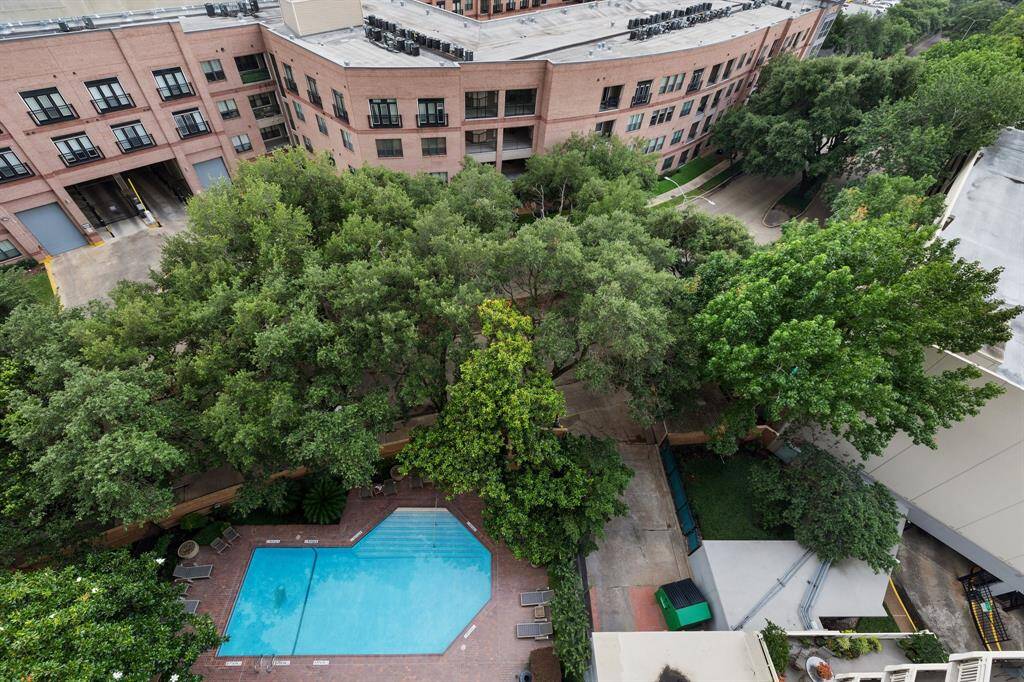 Views of the heated pool area below.