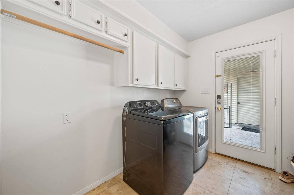 Large laundry room downstairs!