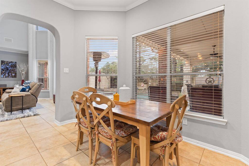 Bright Breakfast Area