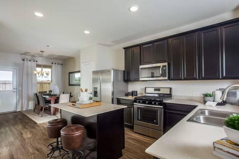 MODEL HOME images may NOT be consistent with the finished product.