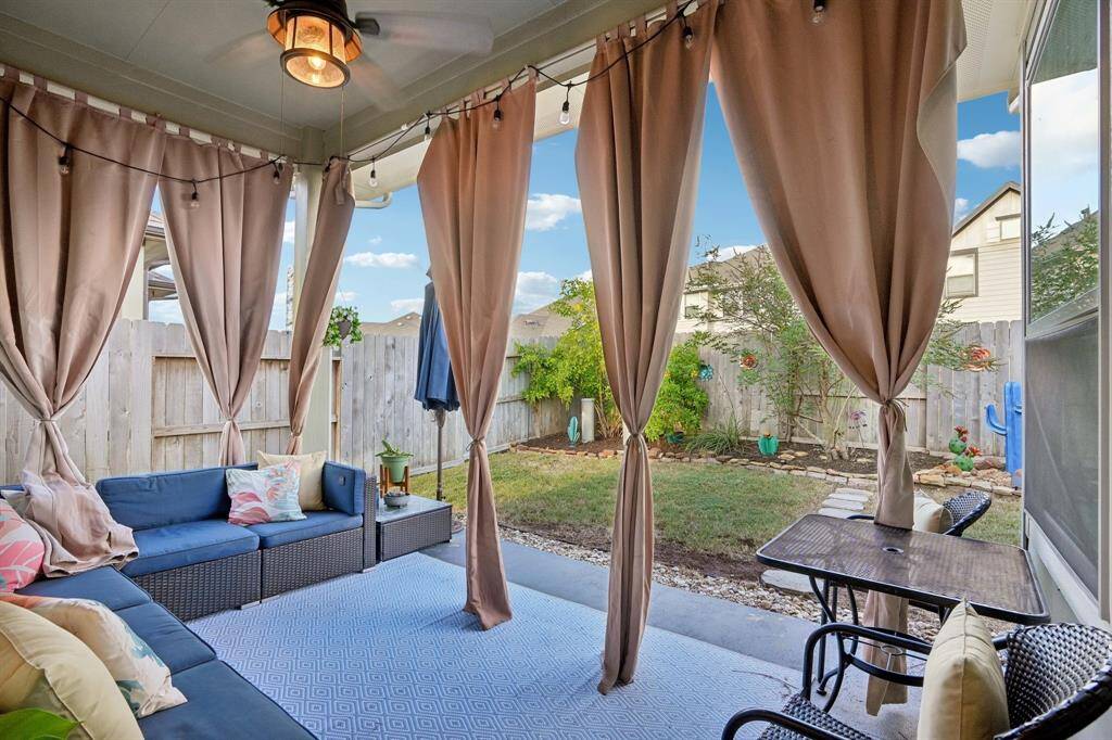 Side patio space