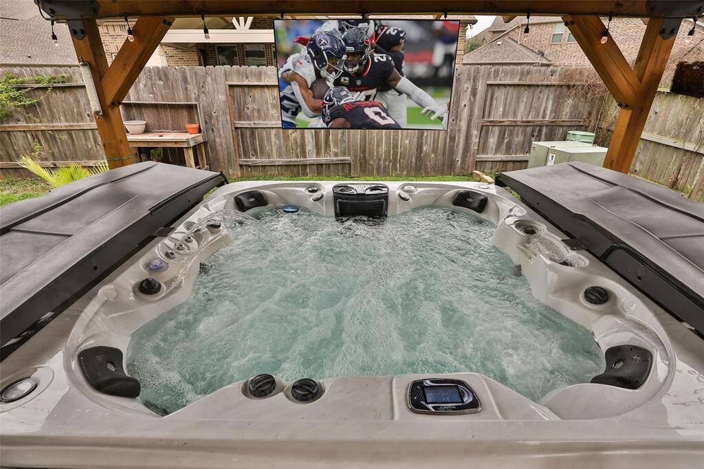 Hot tub and the game? Umm Yes please