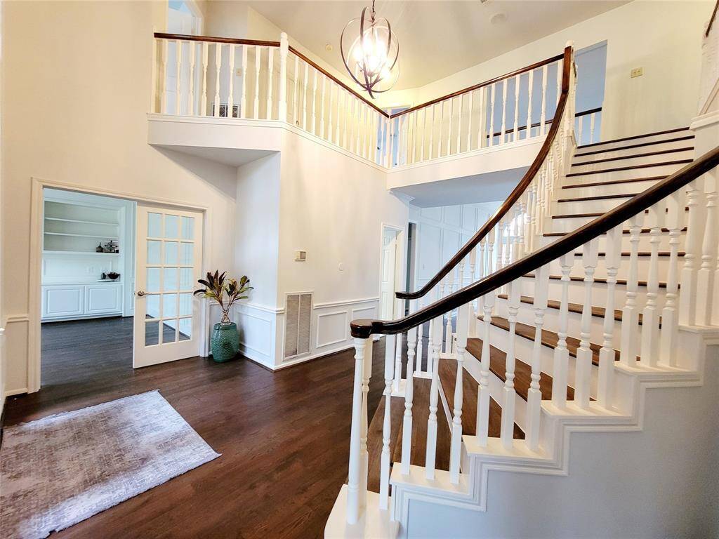 Foyer.