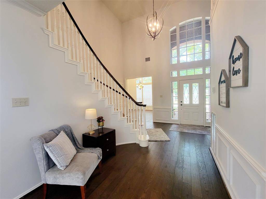Foyer.