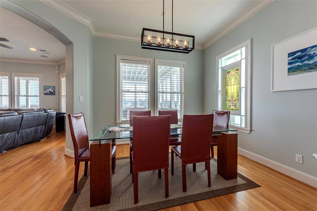dining room