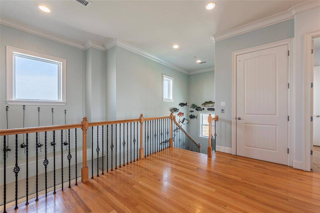 foyer on second floor