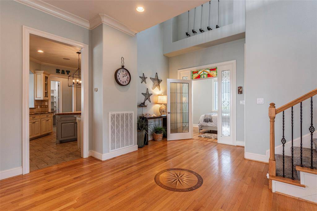first floor foyer