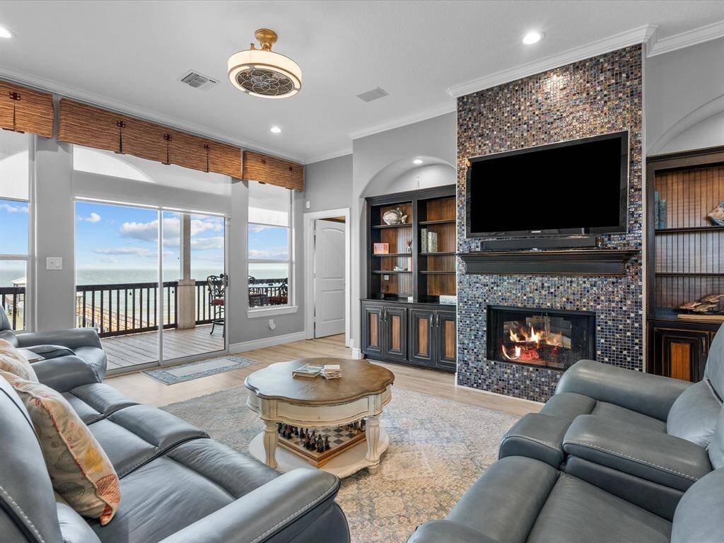 Main floor living area