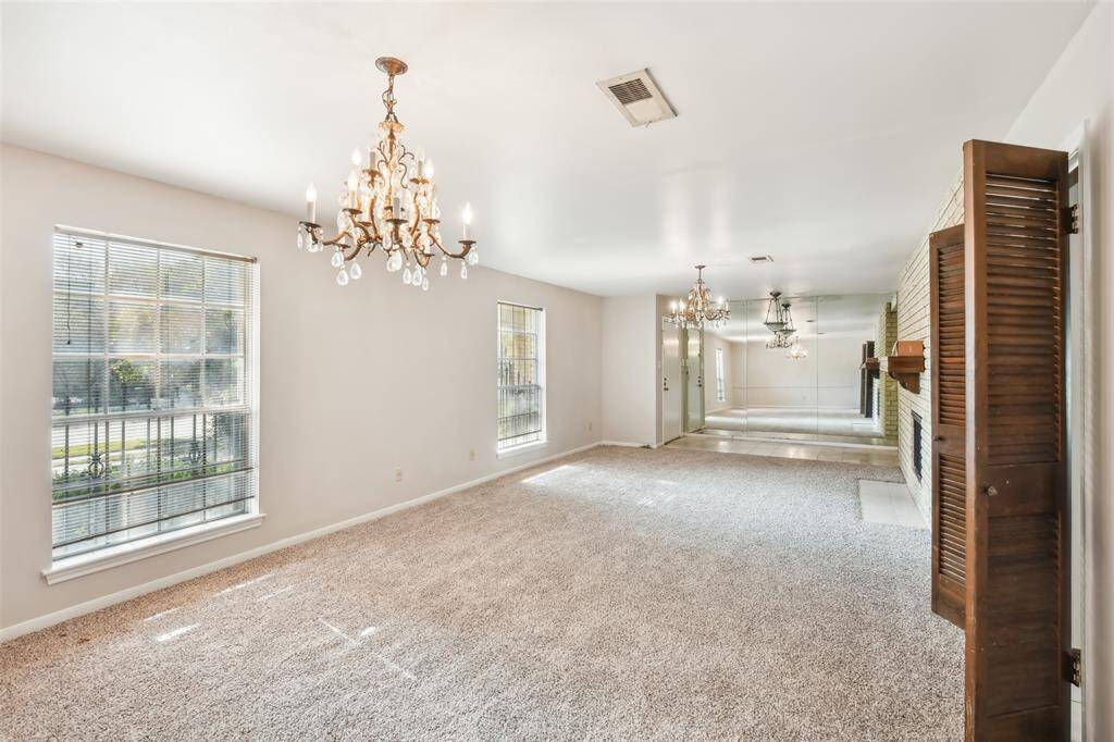 Formal dining