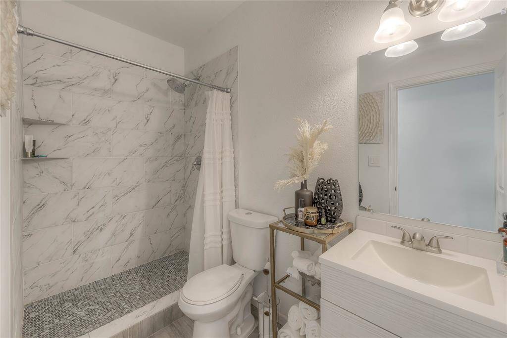 Guest bathroom with custom shower