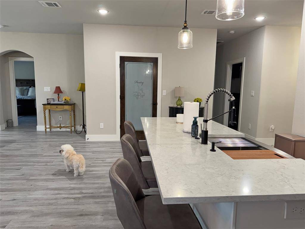 Plenty of counter space on this island.