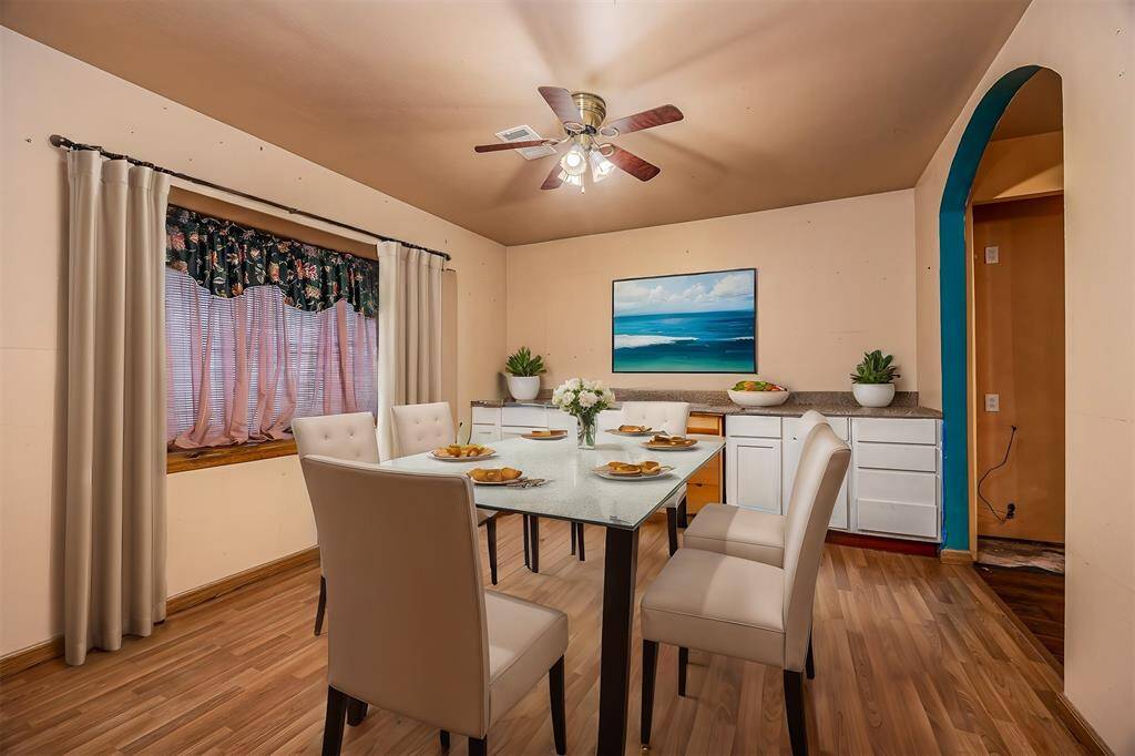 AI Stage Formal Dining