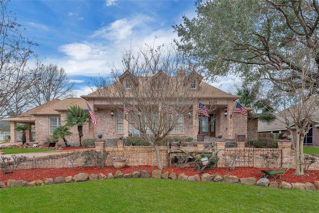 *Multi-Point Security System & Cameras stay with the house ($2500).