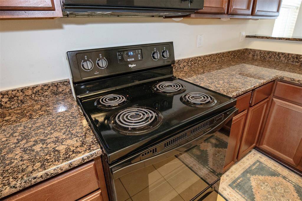 There is an electric stove that is sure to please any cook.