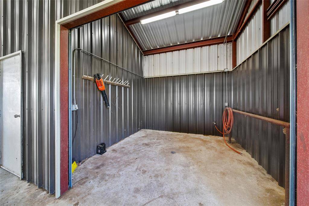 There is a storage room in addition to the tack room
