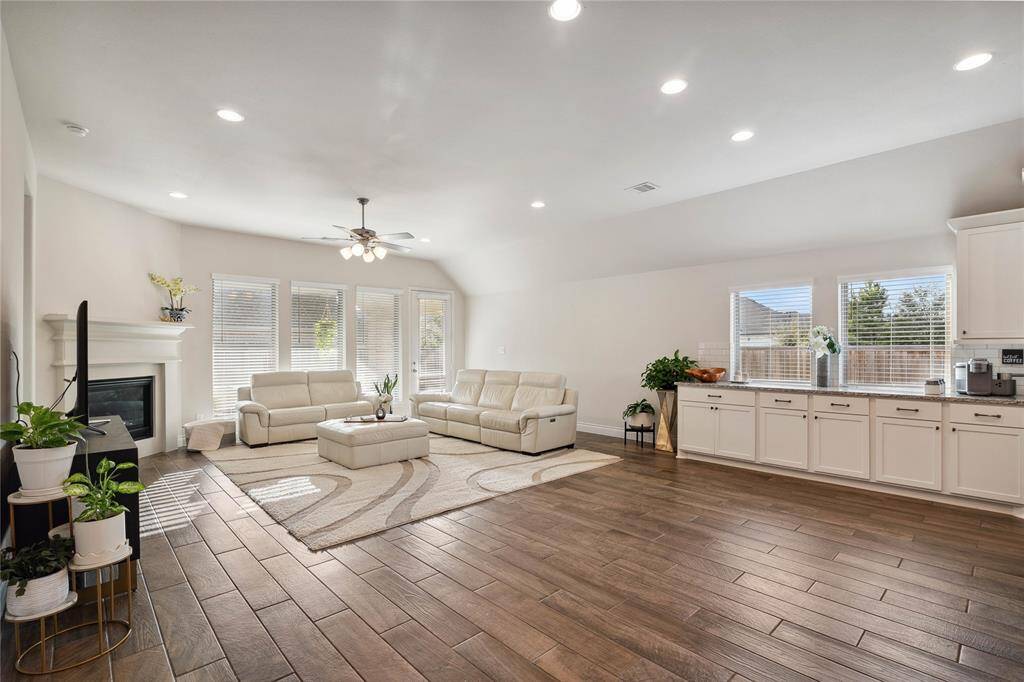 Enjoy designing your special Dining space in this huge area!