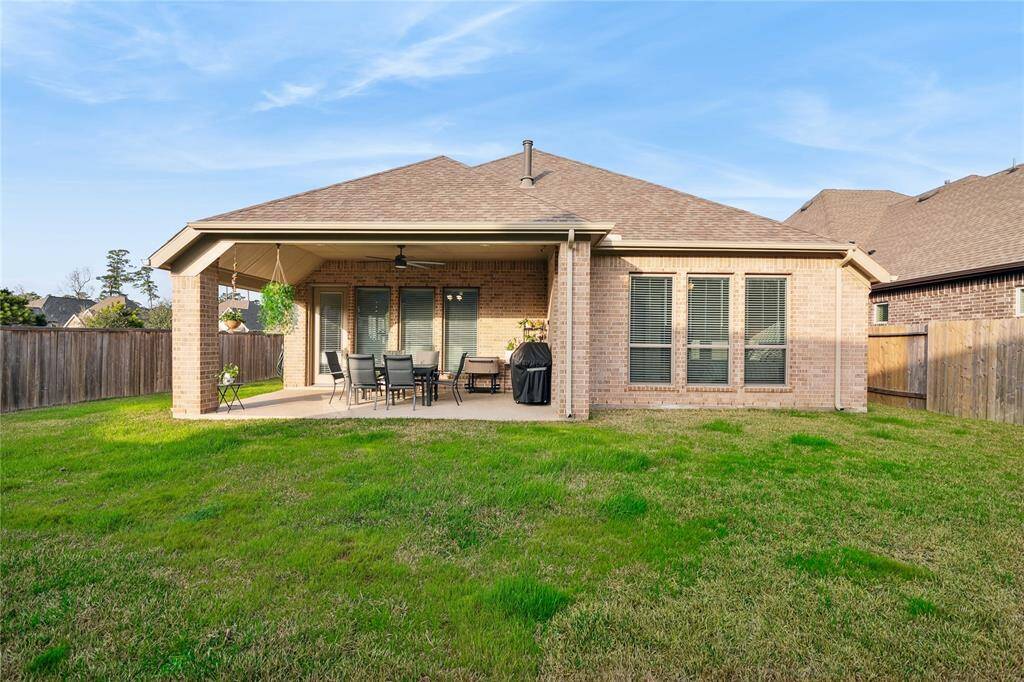 Imagine the space you have for your dream pool in this great backyard!