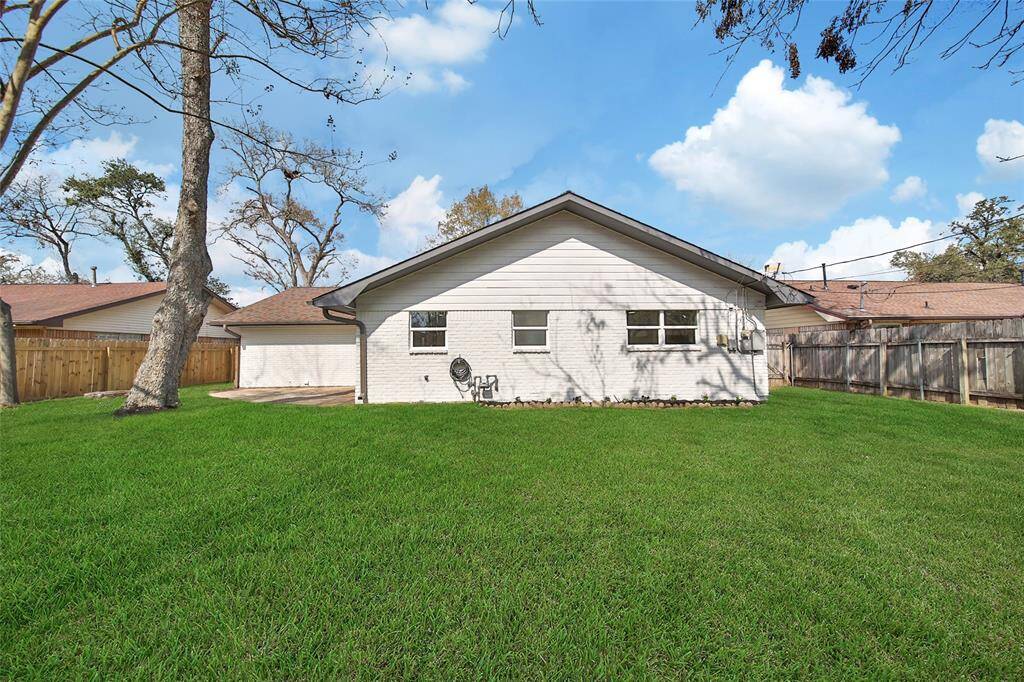 Huge Back Yard