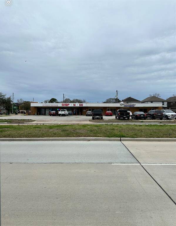 Properties located across the street from this retail center