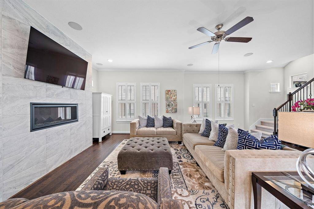 Expansive living area. Open layout makes this home ideal for gatherings.