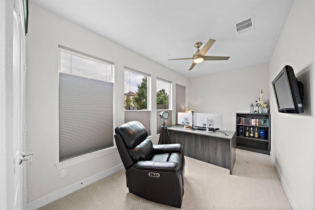 4th Bedroom or Office