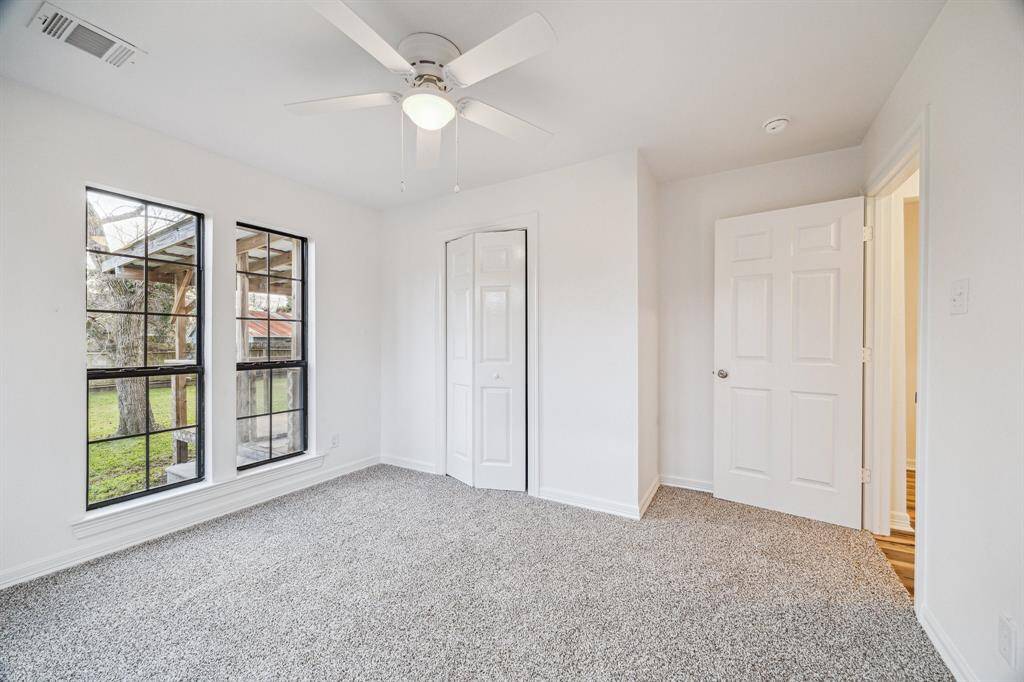 Bedroom 2 (1st floor)