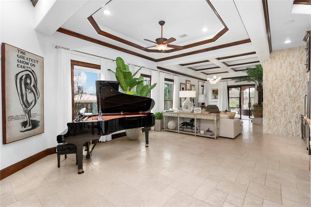 What a lovely entrance to this home.