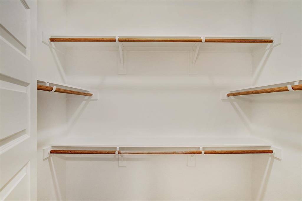 Walk in closet