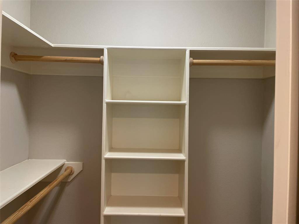 Walk in closet