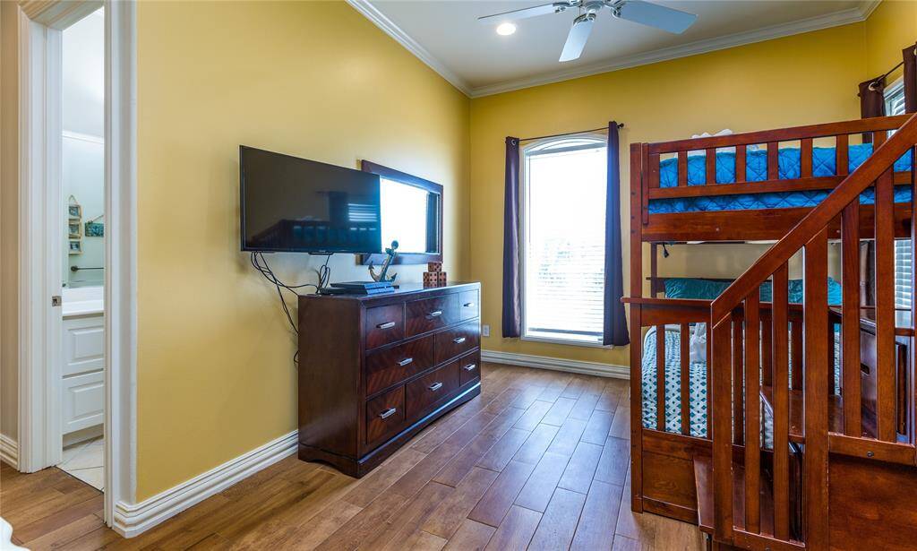 Bunk room
