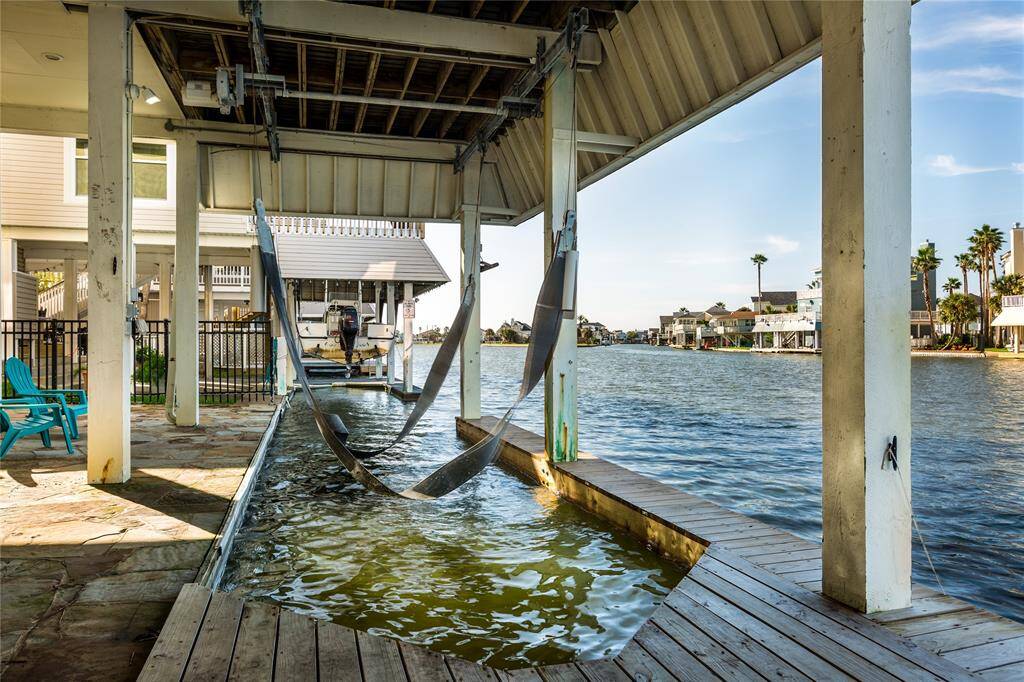 Boat slip