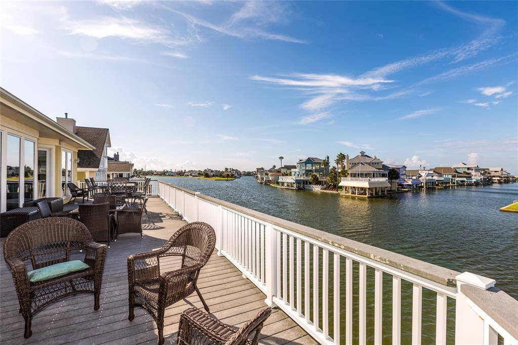 Canal side deck, facing south