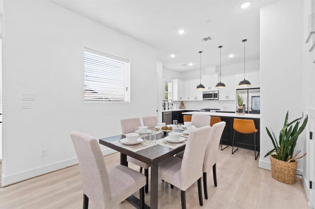 Discover the perfect blend of comfort and style with this spacious, open-concept layout.