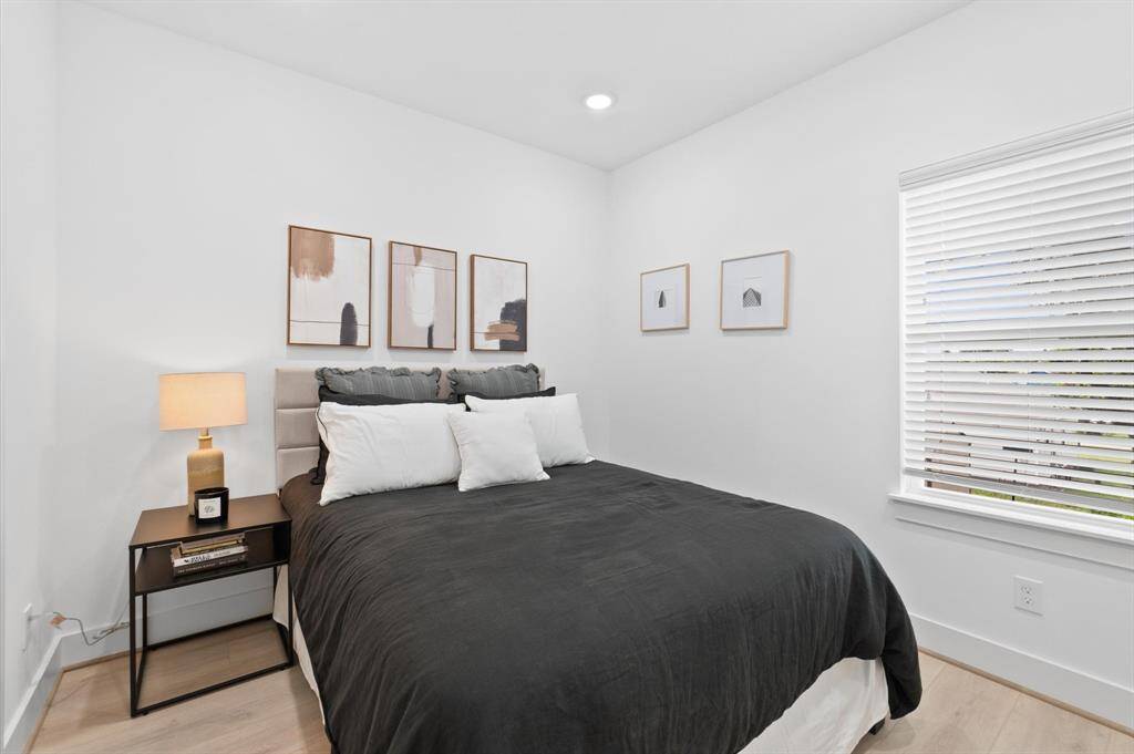 Second spacious secondary bedroom with walk-in closet and direct bathroom access.