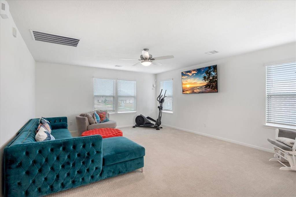 Large 2nd Floor Game Room