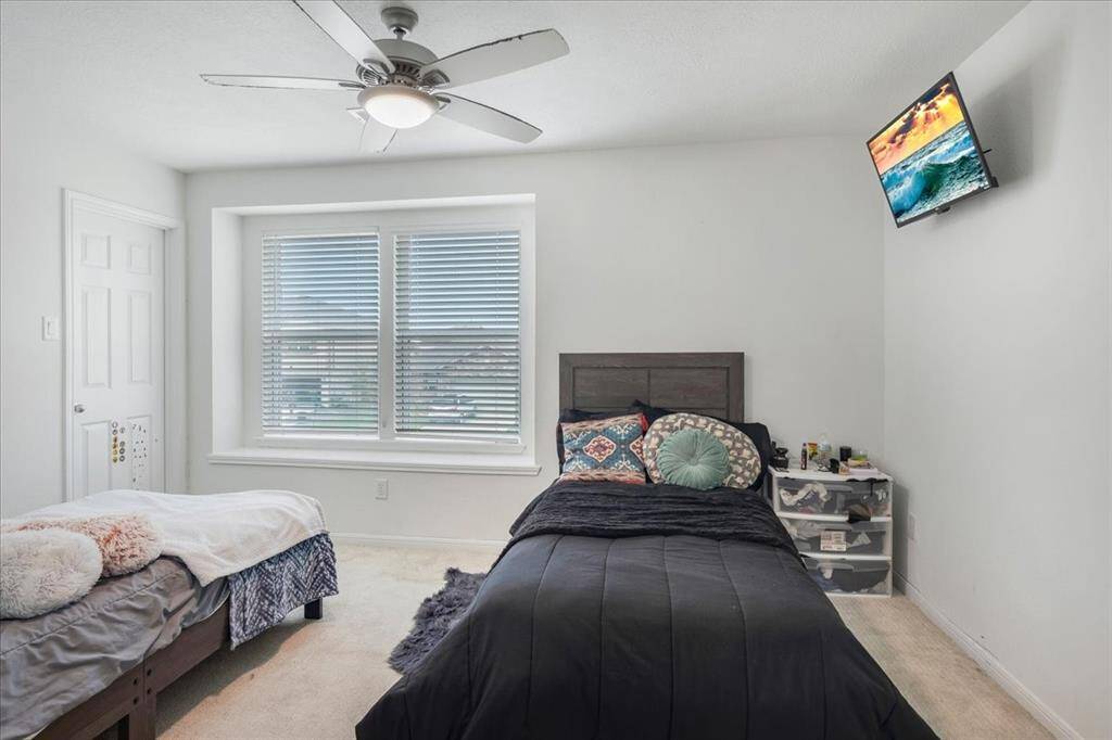 4th bedroom on 2nd floor