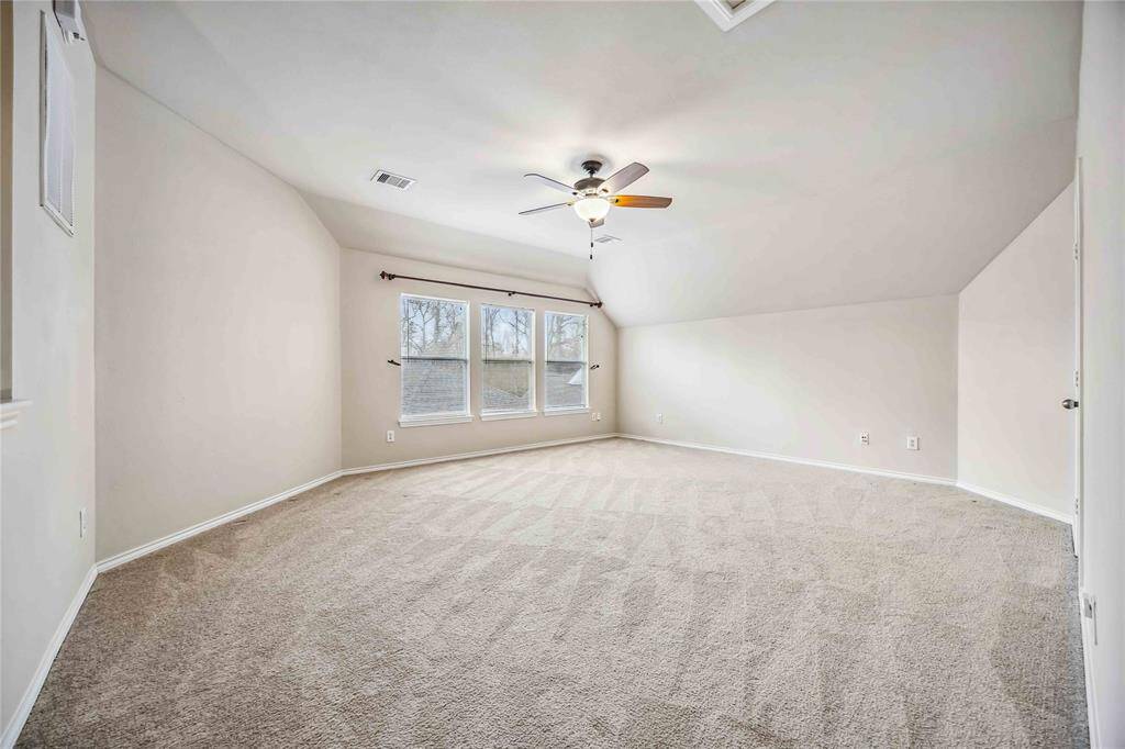 Game room or 5th bedroom