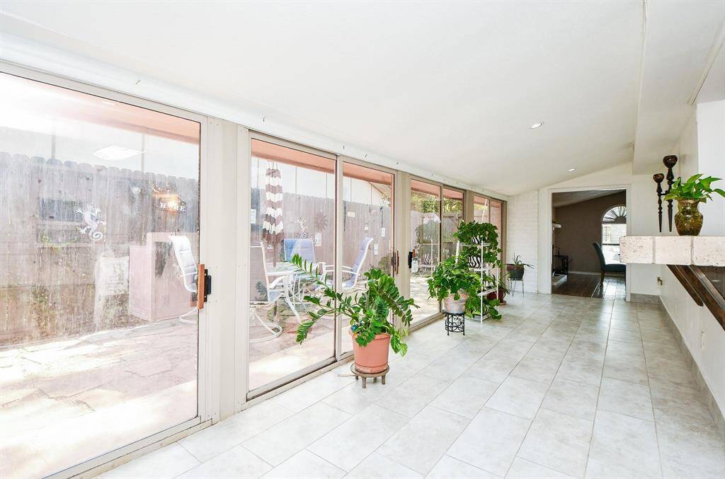 A Sensational SUNROOM