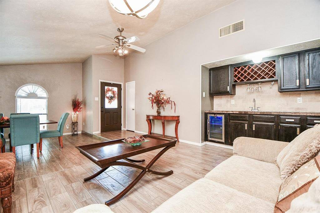 Flowing Floorplan ideal for entertaining