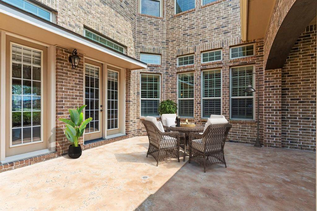 This courtyard just keeps getting better and better! A perfect space for relaxing or entertaining. Virtual Staging
