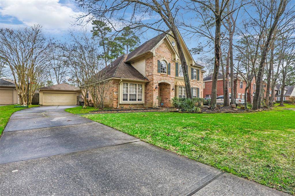 Ready for a brand new owner! Please contact us today for more information or a private showing!