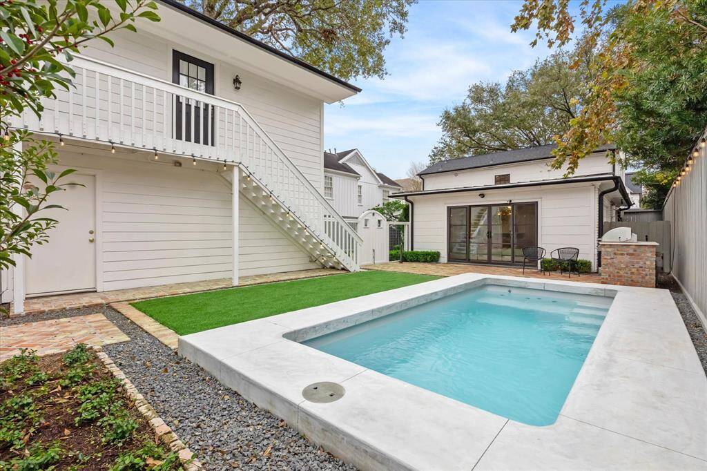 Another view of the amazing backyard