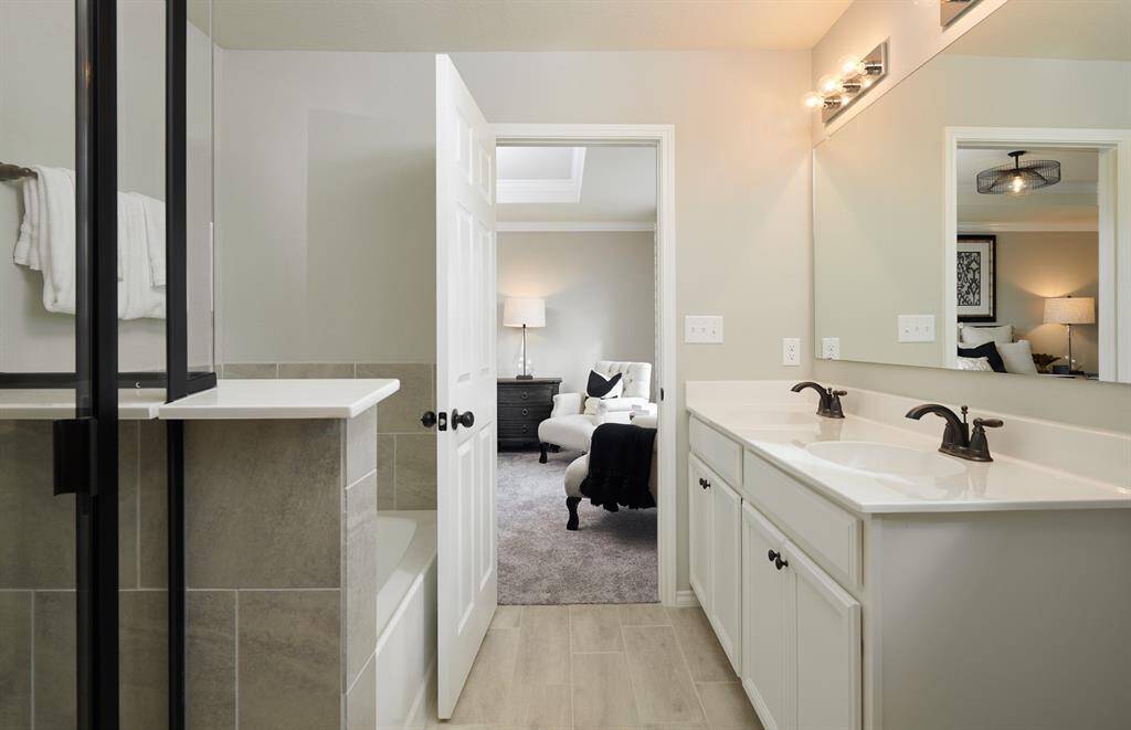 MODEL HOME images may NOT be consistent with the finished product