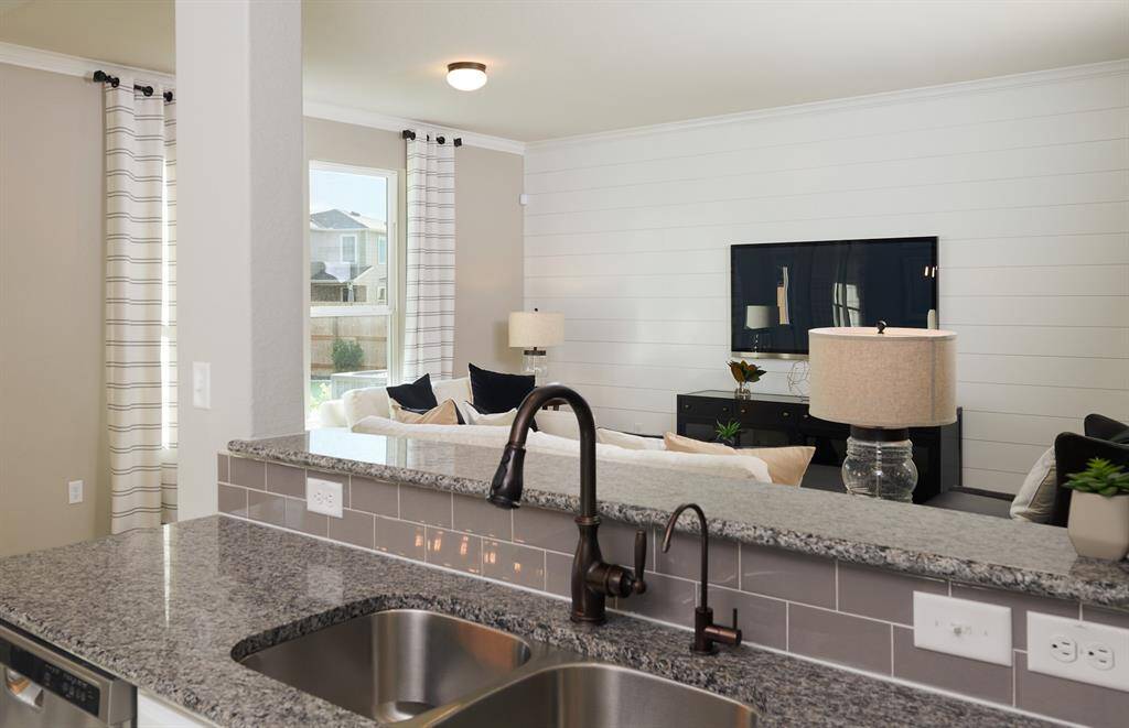 MODEL HOME images may NOT be consistent with the finished product