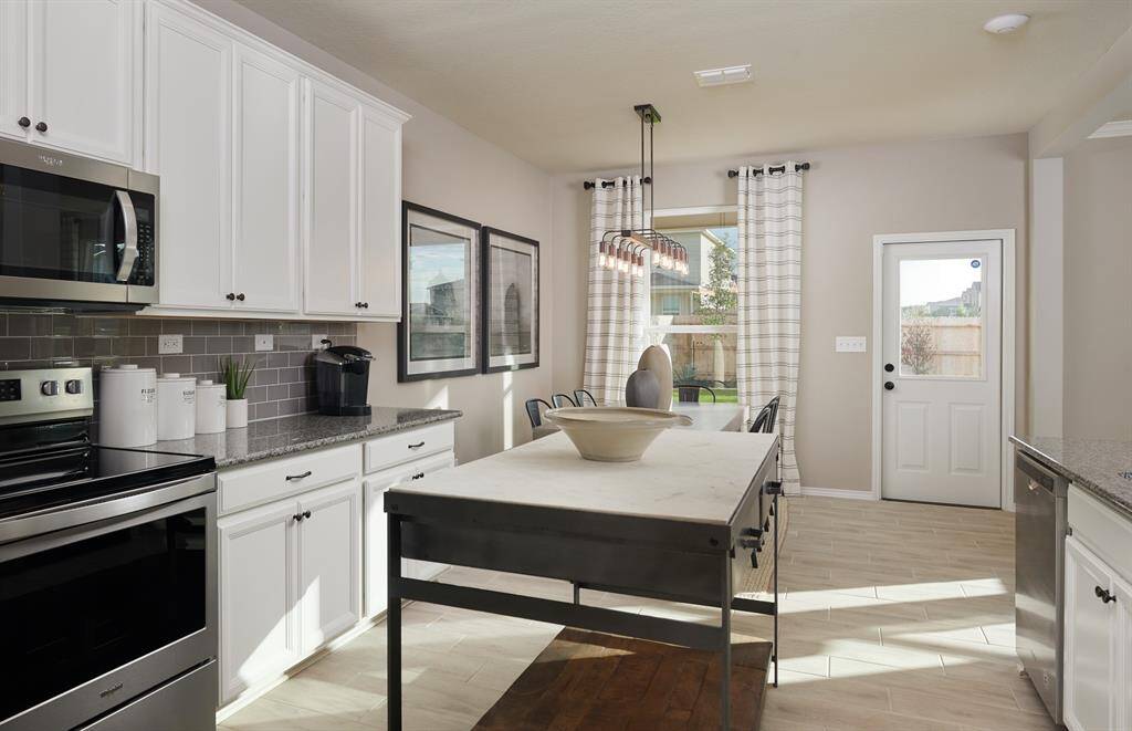 MODEL HOME images may NOT be consistent with the finished product