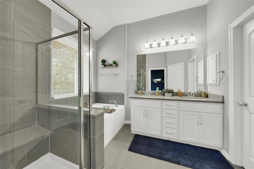 Primary bath