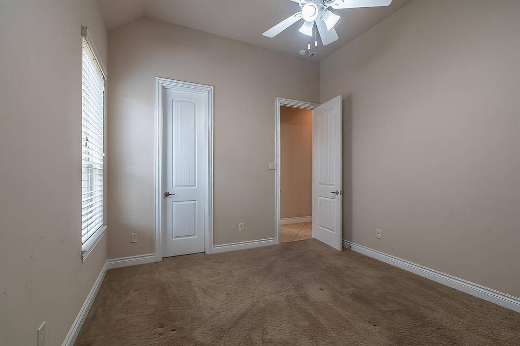 26059 N Kings Mill Foyer leads to formal dining, secondary rooms on the right and family room straight ahead