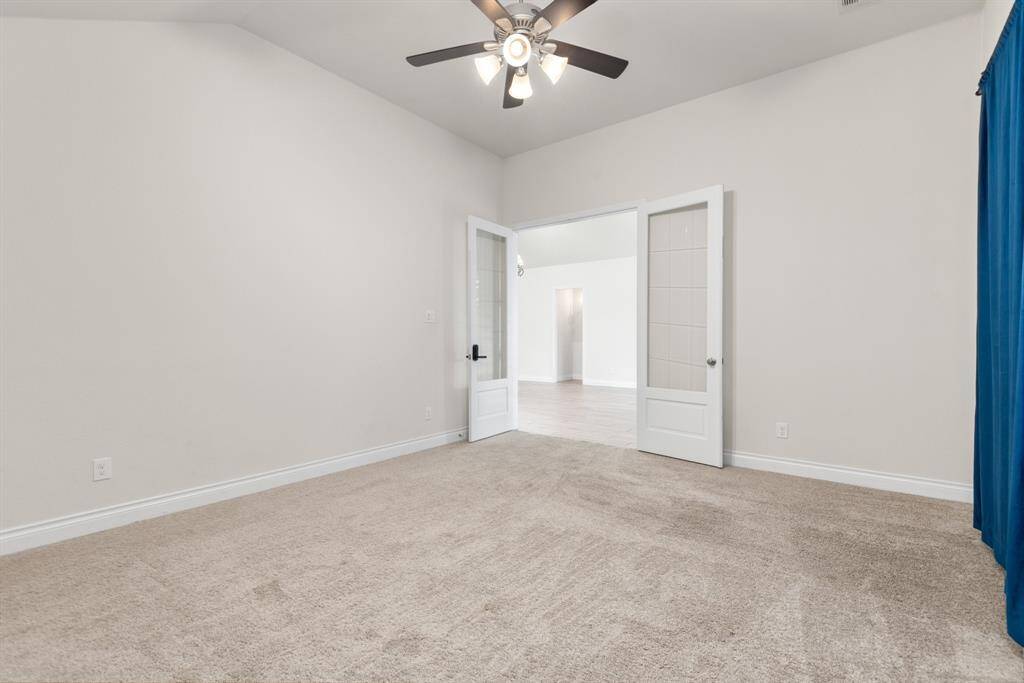 Flex room/game room.