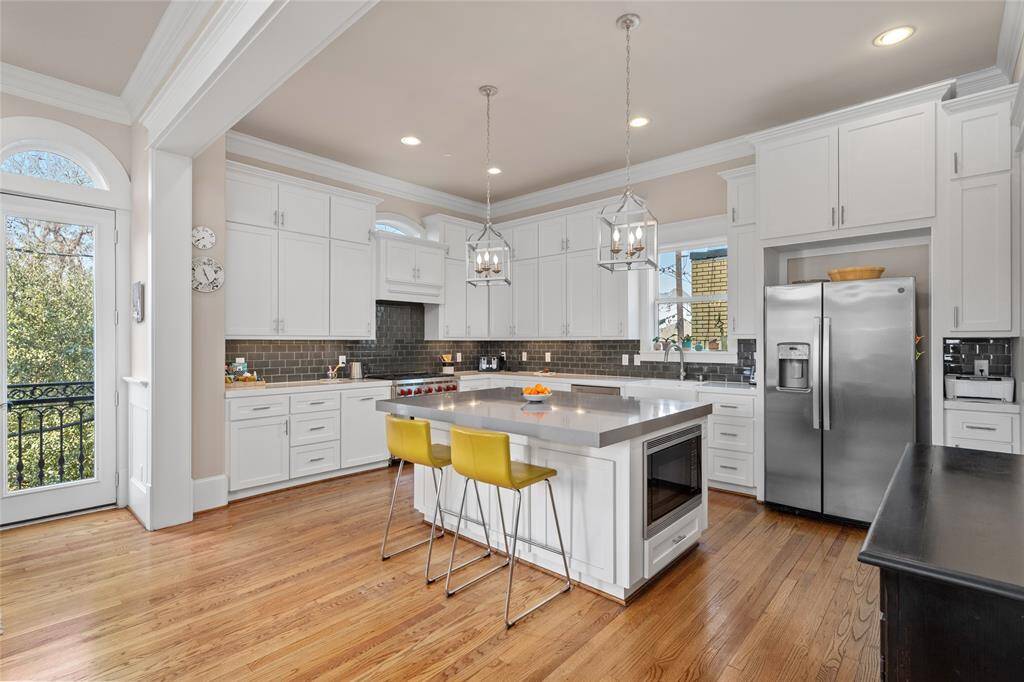 The kitchen open flow allows for entertaining