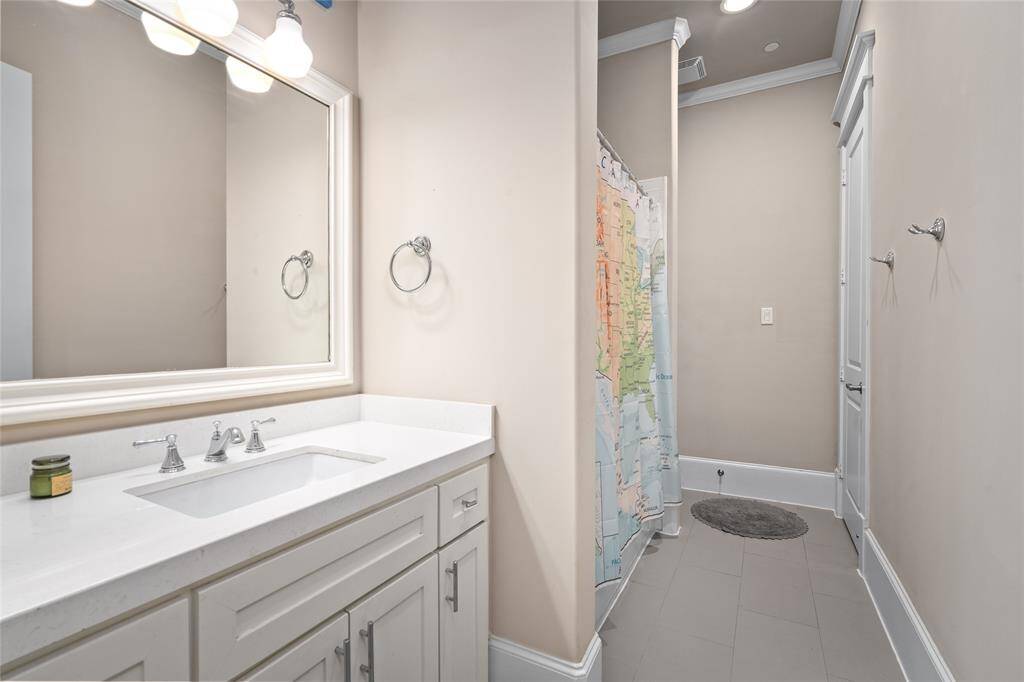 Full bath located on the first floor